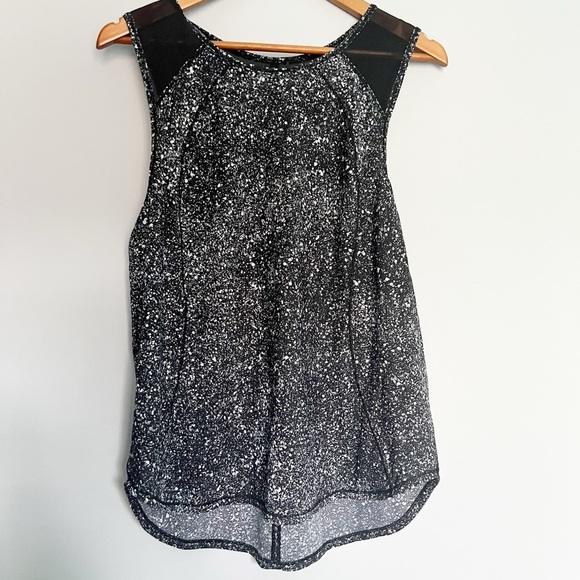 lululemon athletica Tops - Lululemon Sculpt Tank II Splatter White/Black Size 6